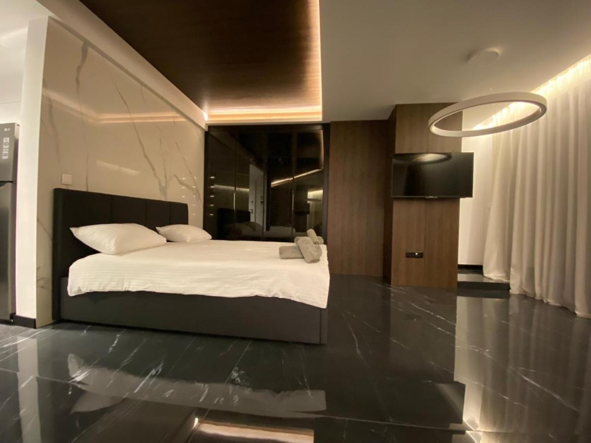 Апартаменти Paradise Lux *